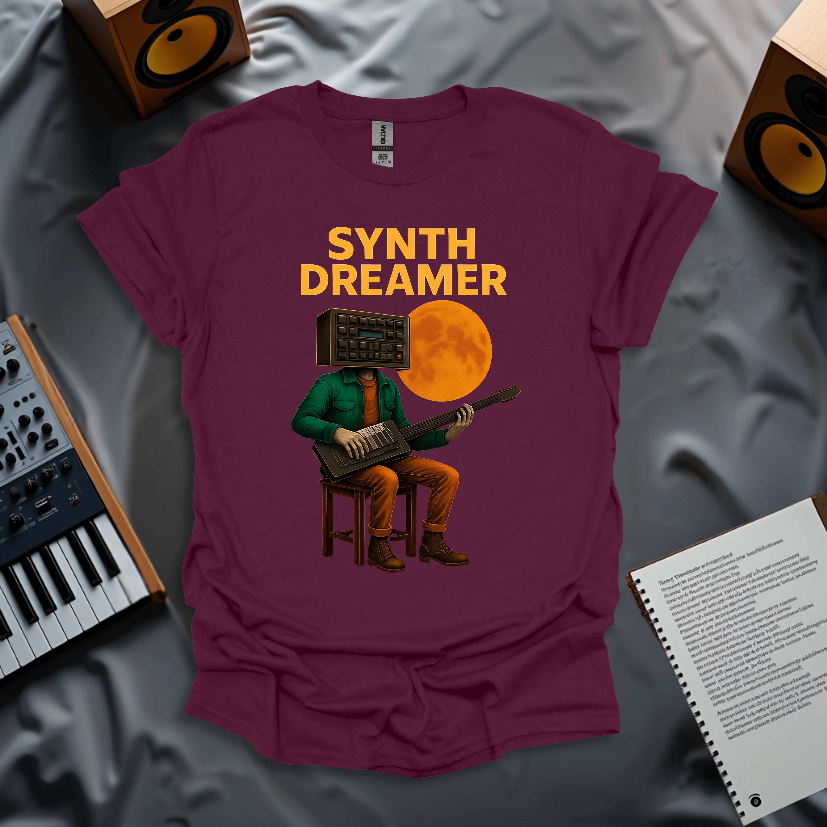 Synth Dreamer – Retro Electro Music T-Shirt
